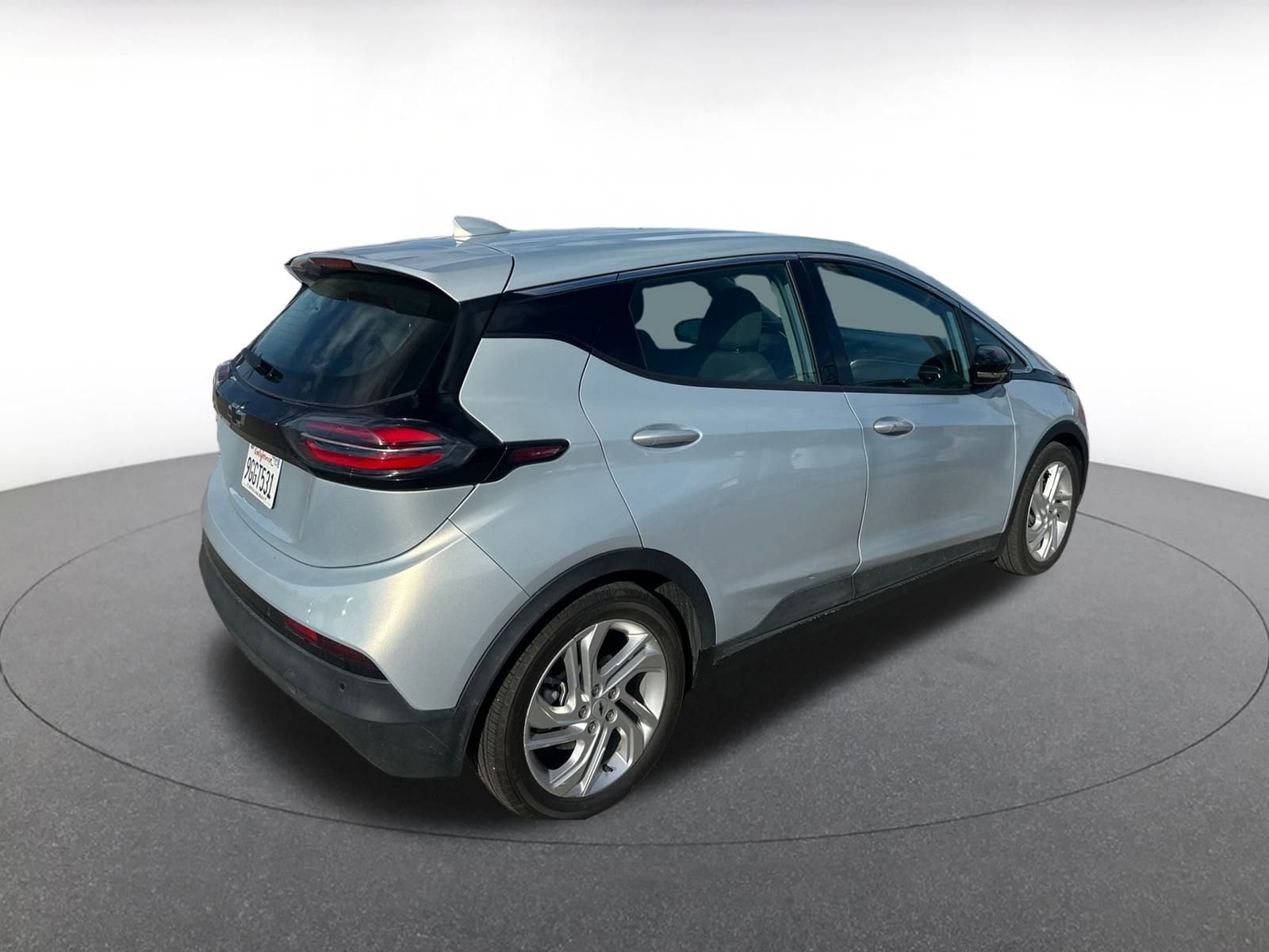 Thumbnail: 2023 Chevrolet Bolt EV - 5