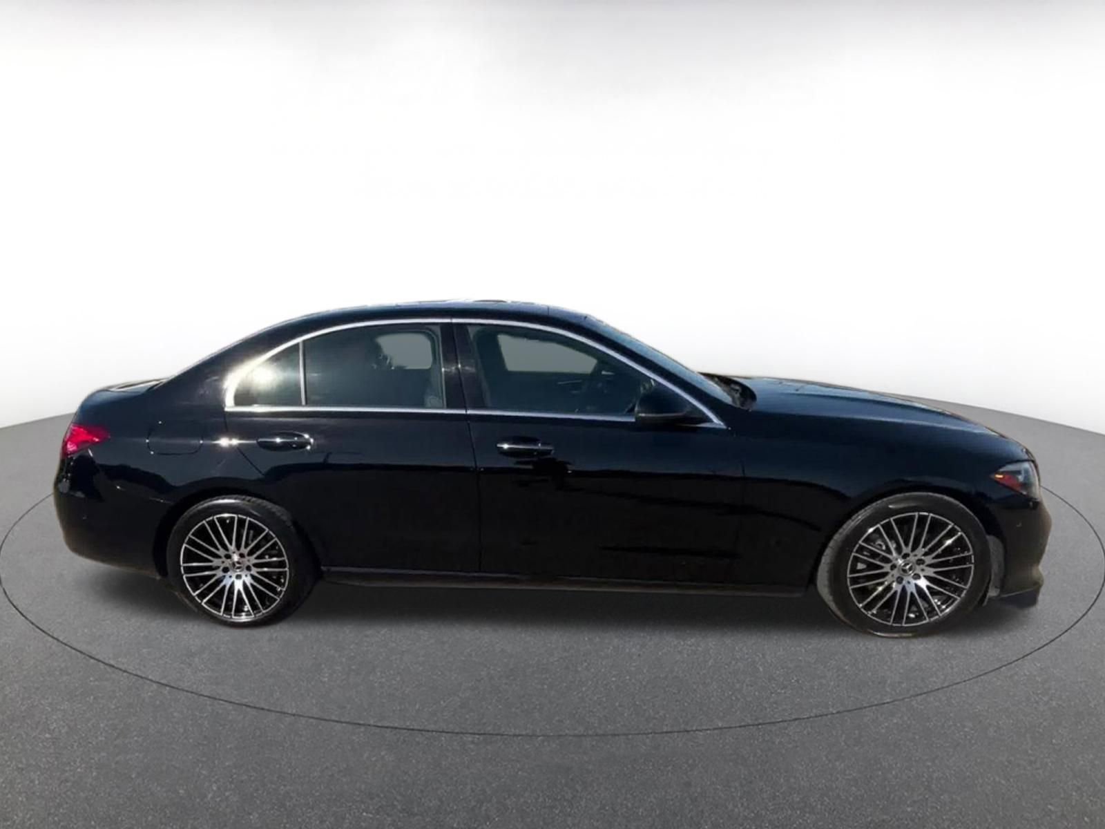 Thumbnail: 2024 Mercedes-Benz C-Class - 16