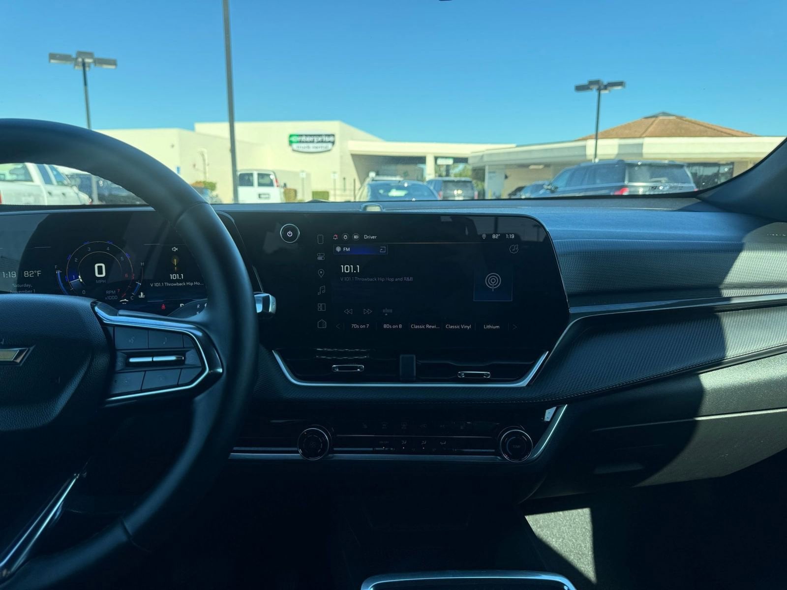 Thumbnail: 2025 Chevrolet Equinox - 18