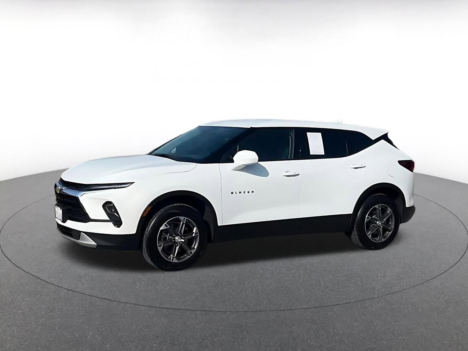 Thumbnail: 2025 Chevrolet Blazer - 8