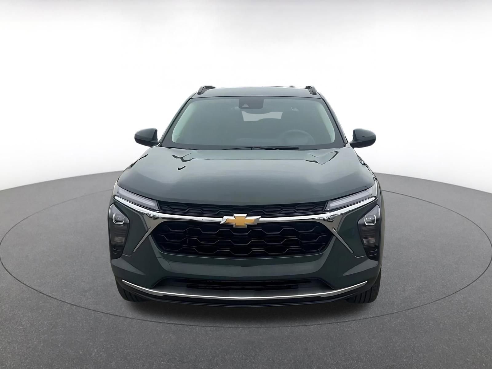 Thumbnail: 2025 Chevrolet Trax - 4