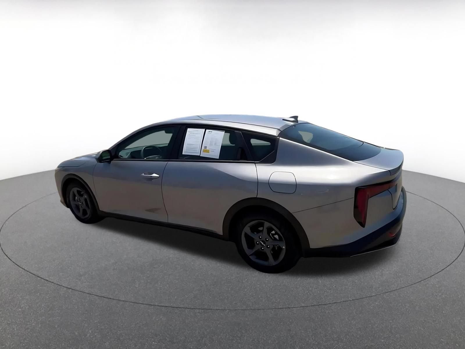 Thumbnail: 2025 Kia K4 - 10