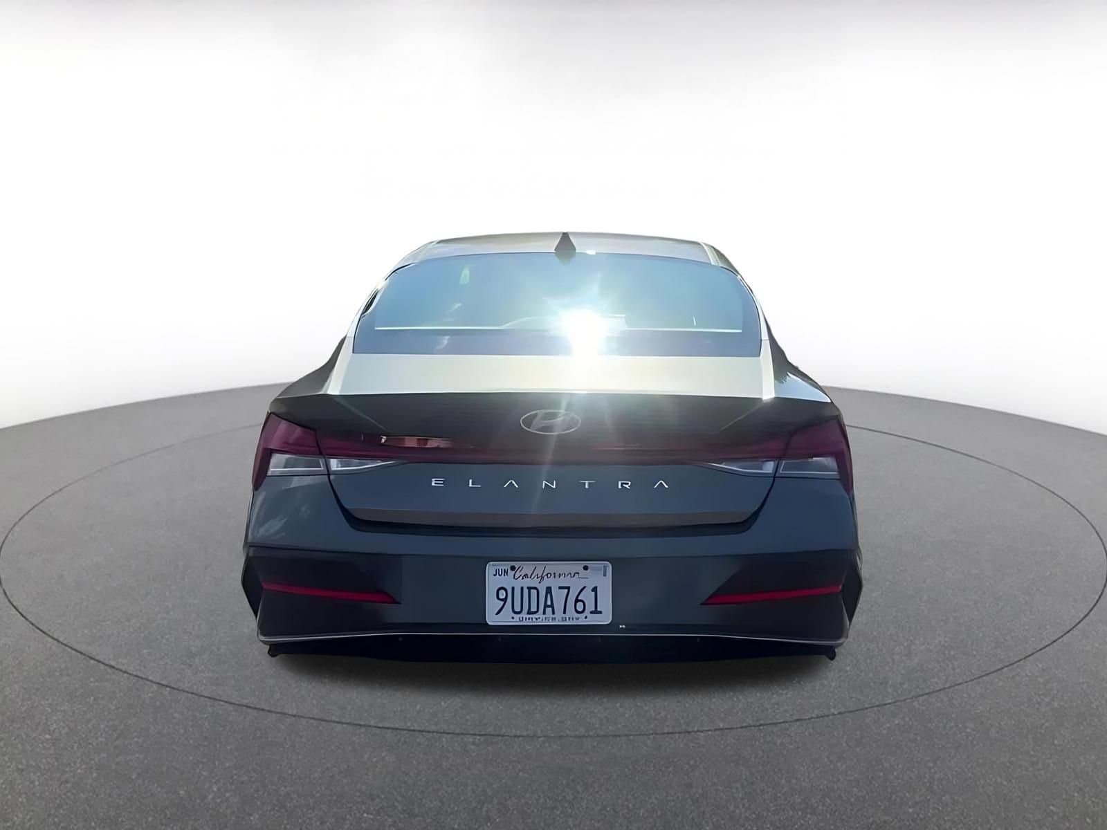 Thumbnail: 2025 Hyundai Elantra - 12