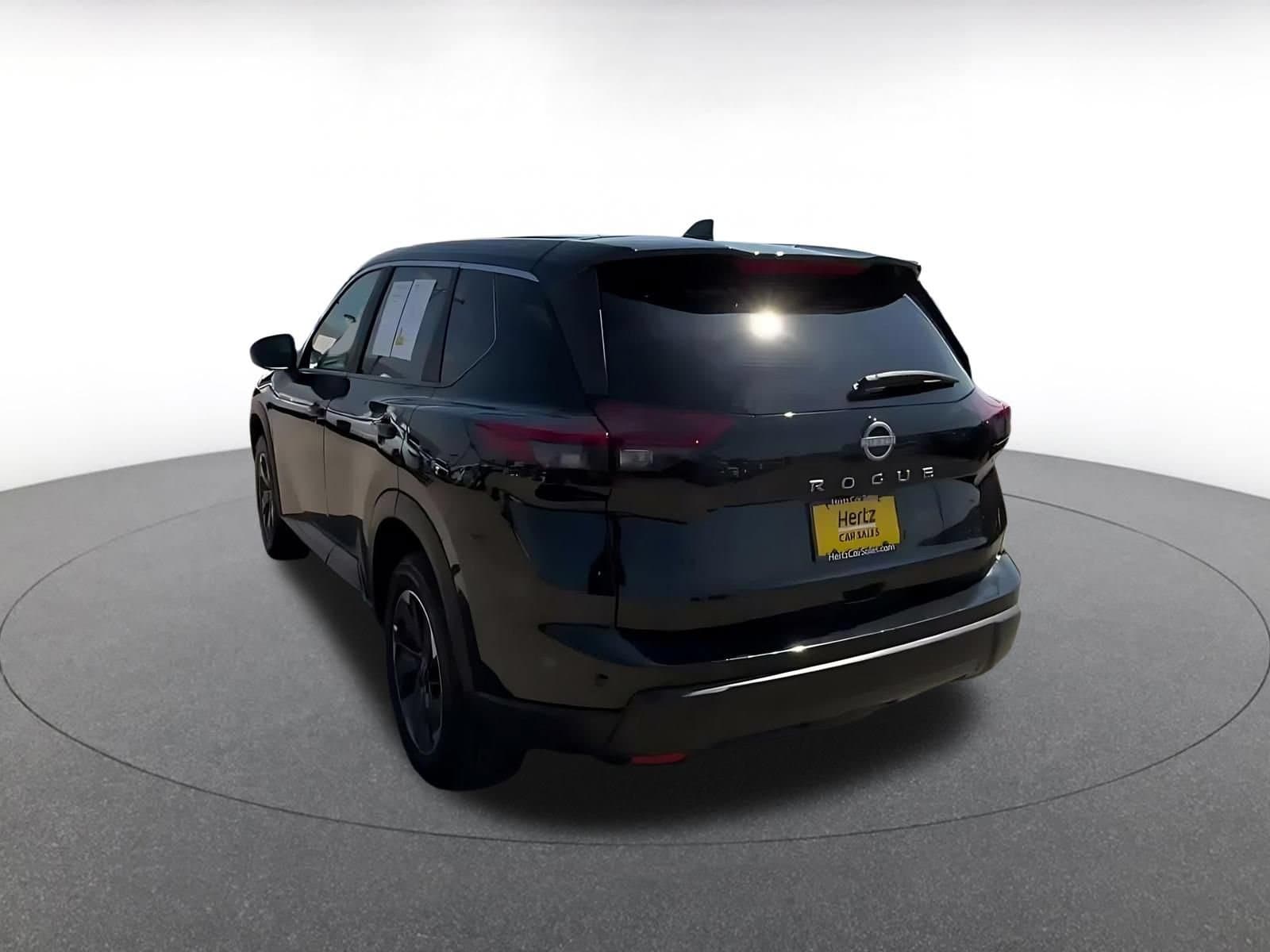 Thumbnail: 2025 Nissan Rogue - 11