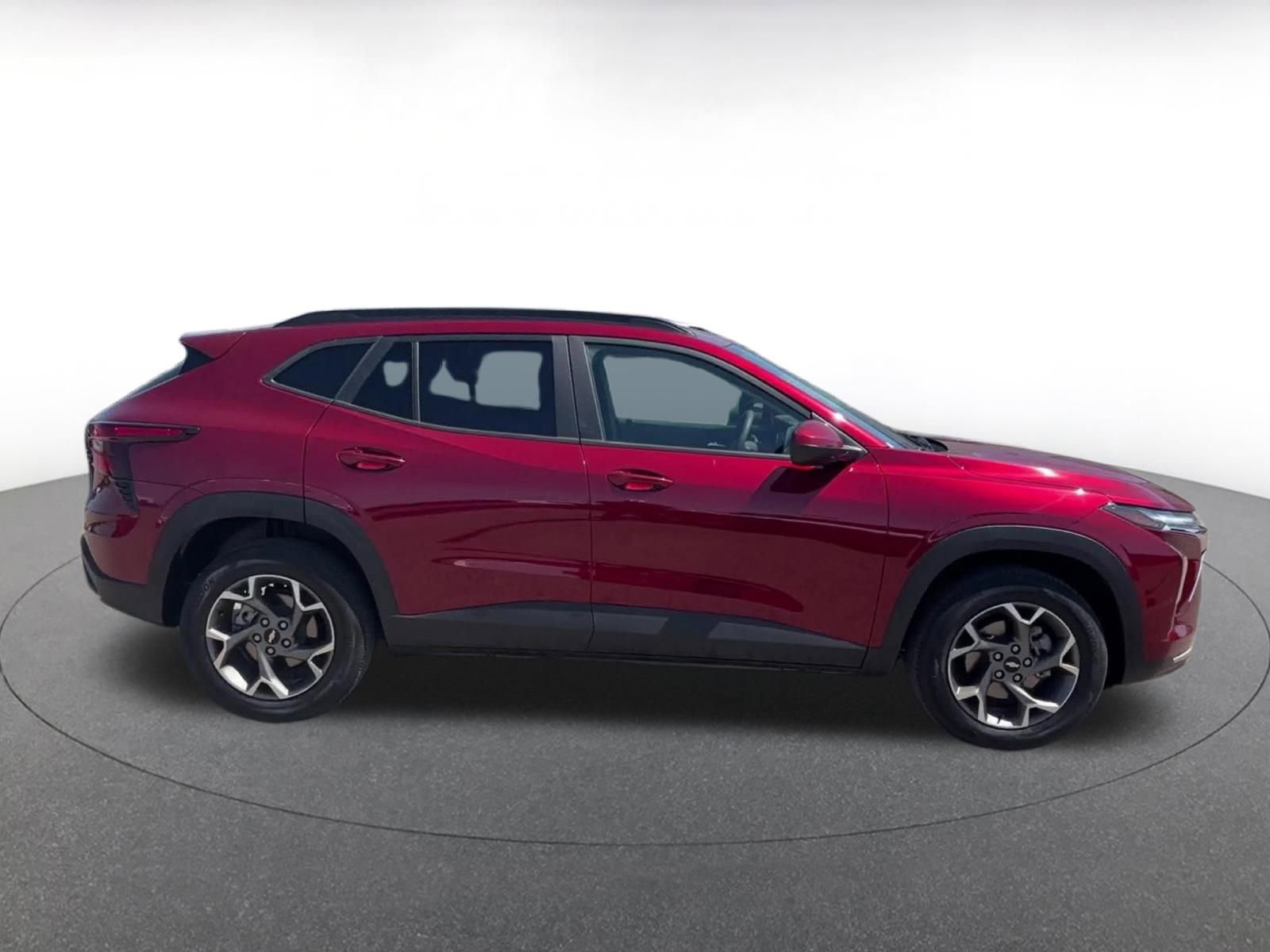 Thumbnail: 2025 Chevrolet Trax - 16