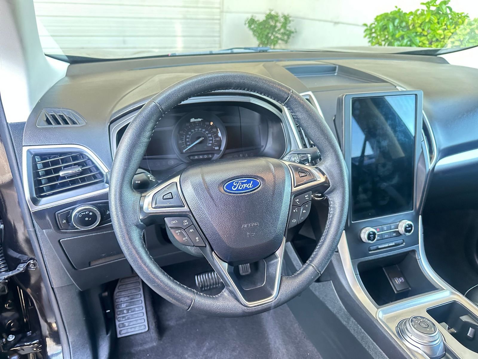 Thumbnail: 2024 Ford Edge - 28