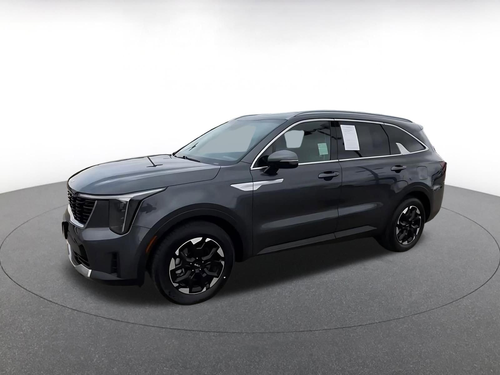 Thumbnail: 2024 Kia Sorento - 8