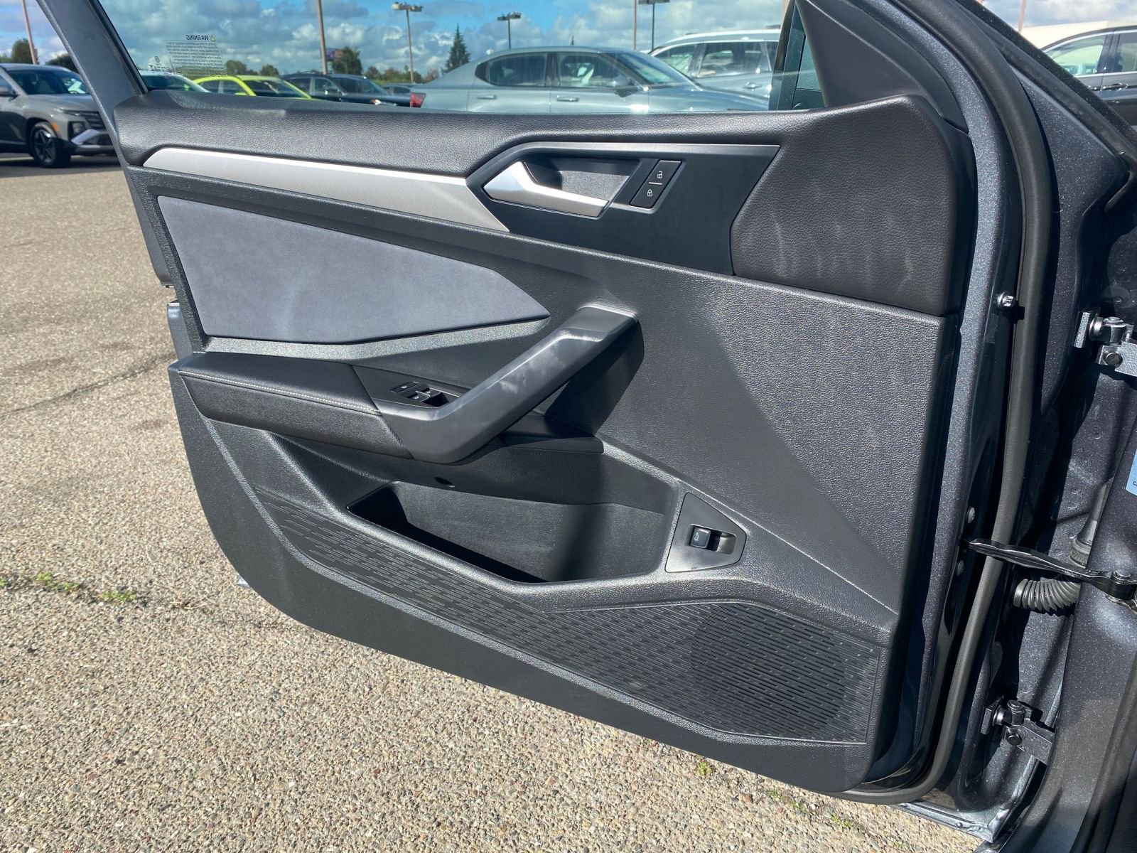 Thumbnail: 2025 Volkswagen Jetta - 20