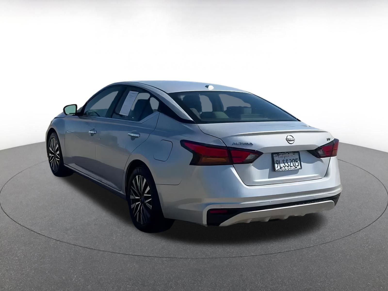 Thumbnail: 2024 Nissan Altima - 11