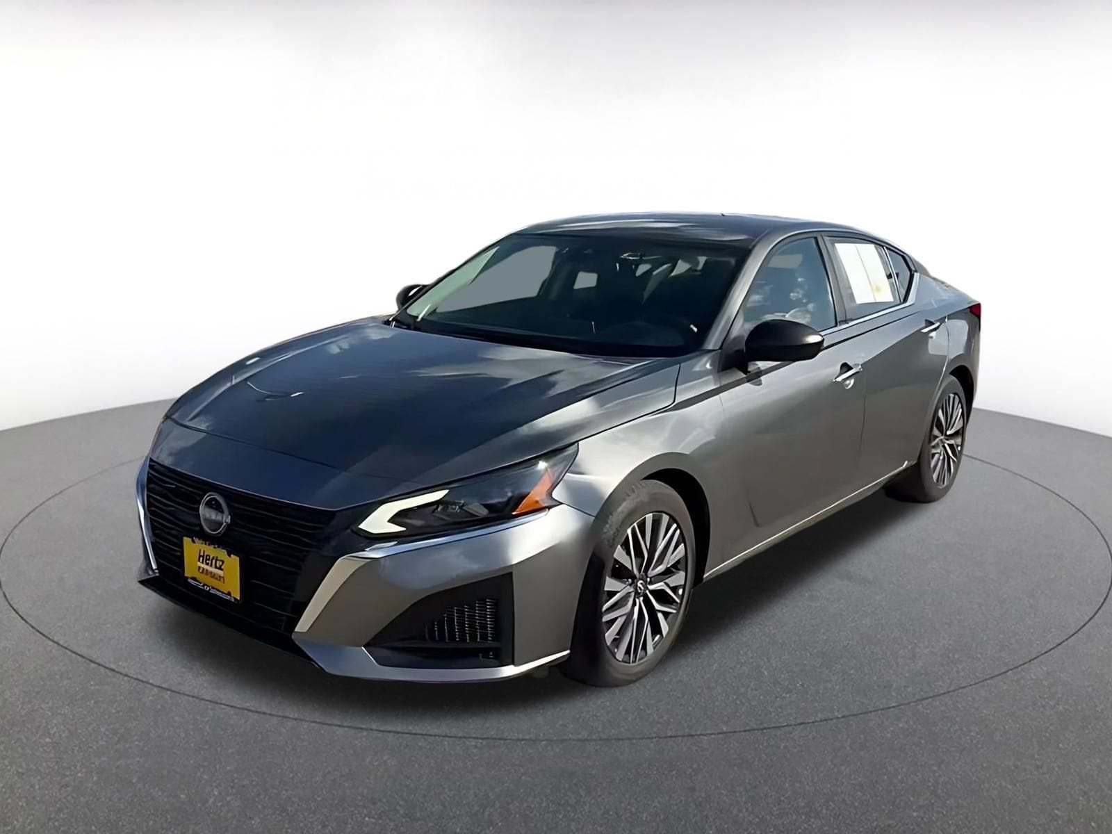 Thumbnail: 2025 Nissan Altima - 6