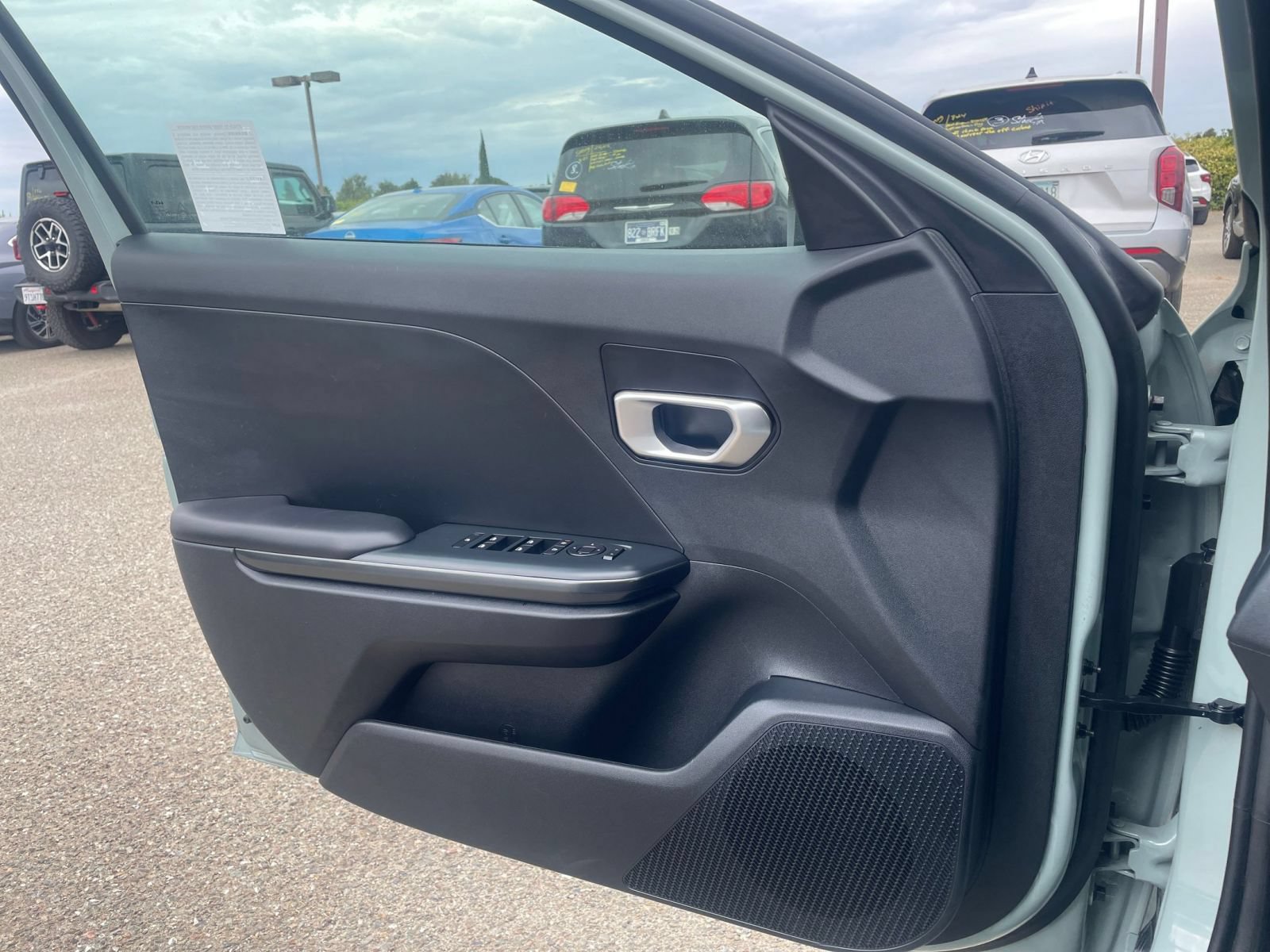 Thumbnail: 2026 Kia K4 - 15