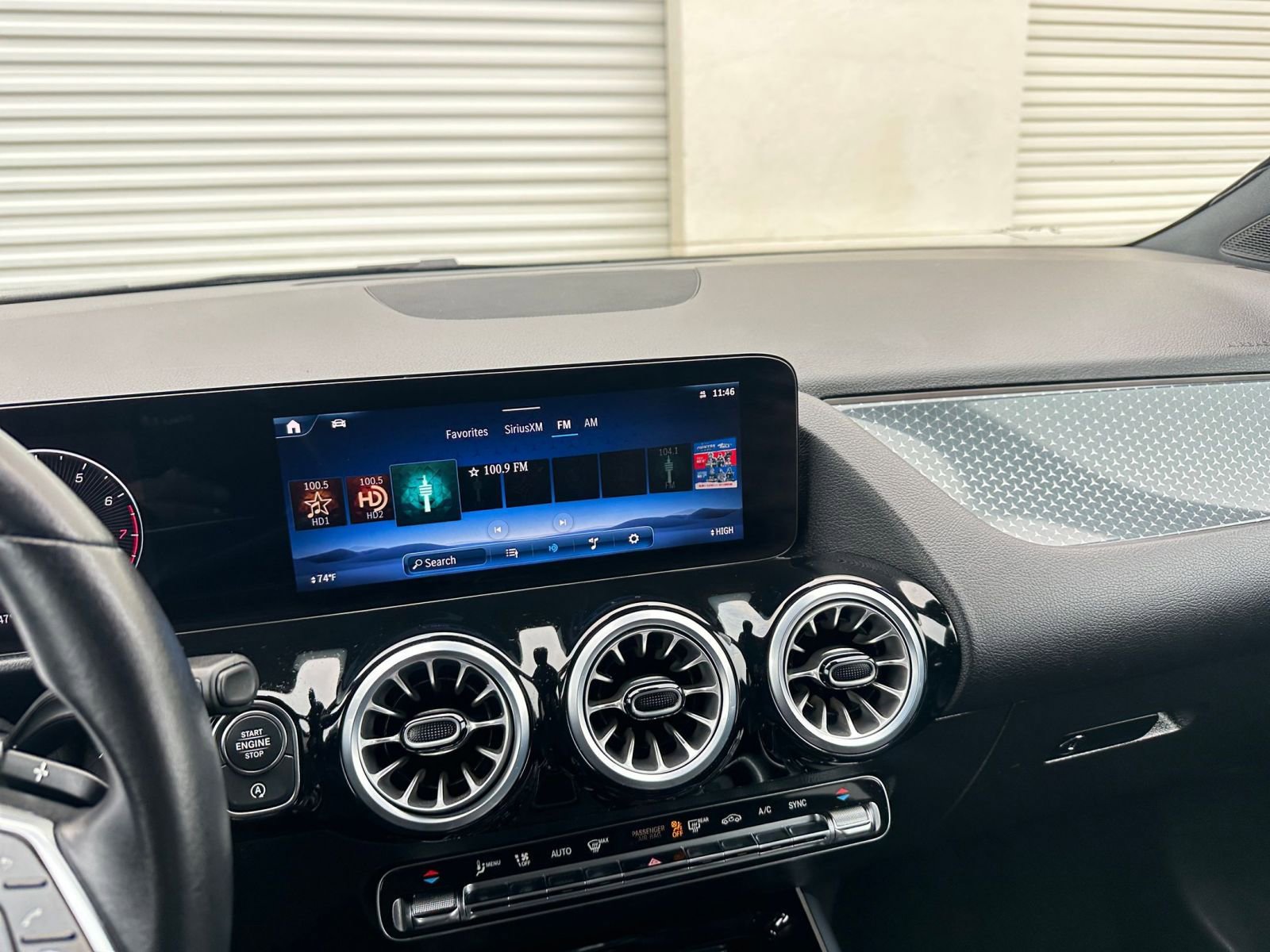 Thumbnail: 2025 Mercedes-Benz GLA - 21