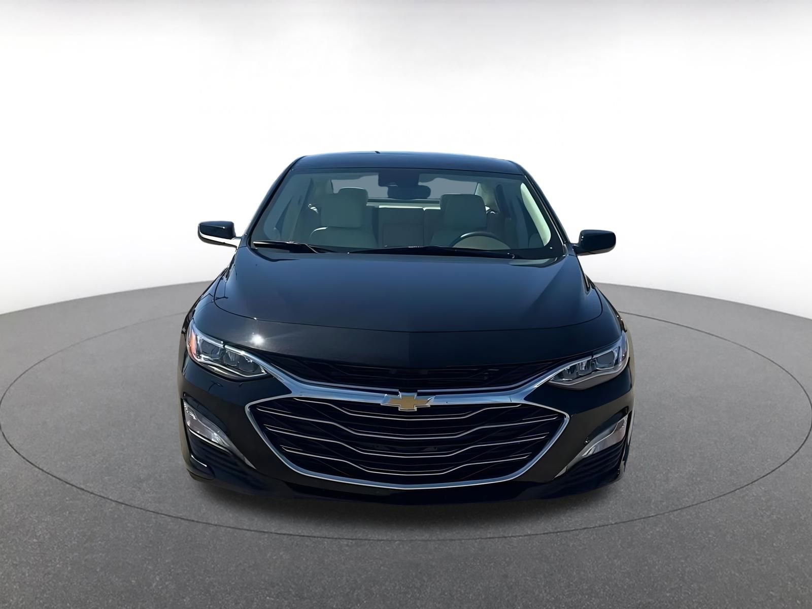 Thumbnail: 2024 Chevrolet Malibu - 4