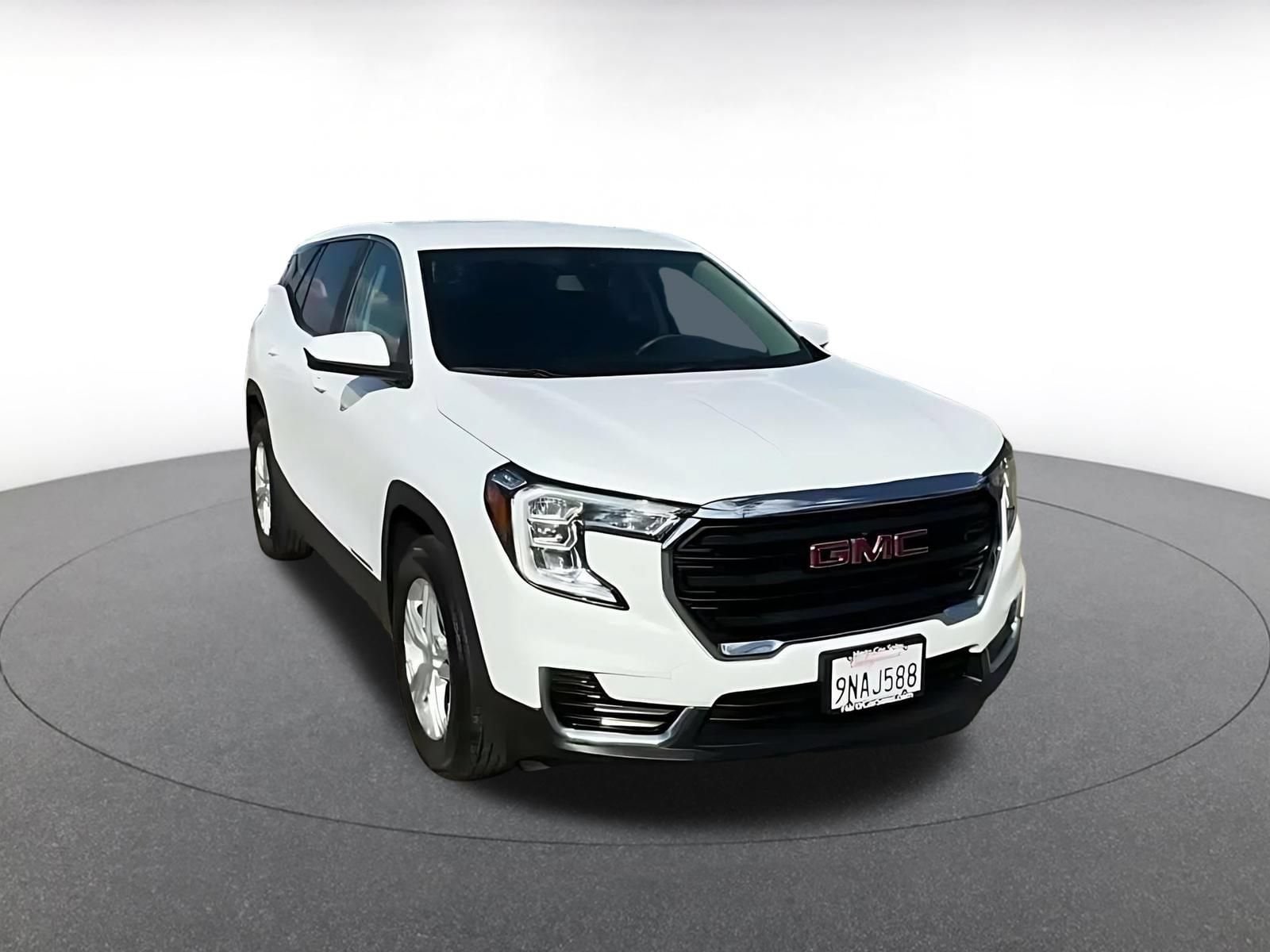 Thumbnail: 2024 GMC Terrain - 3