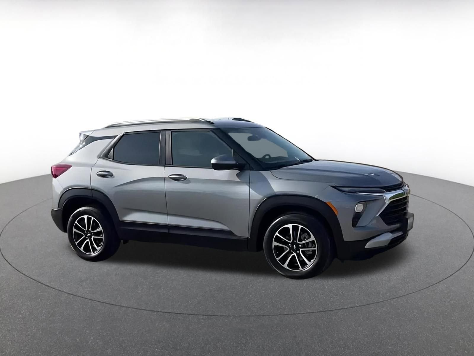 Thumbnail: 2025 Chevrolet TrailBlazer - 2