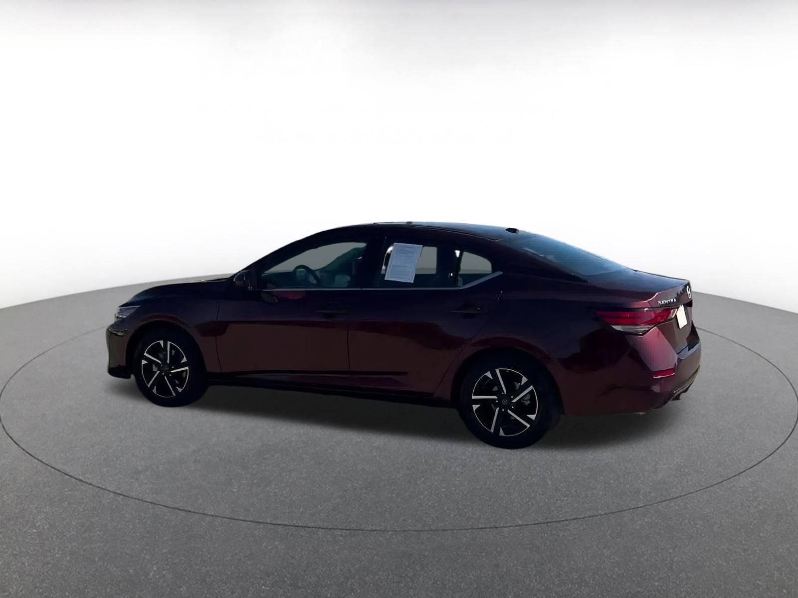 Thumbnail: 2024 Nissan Sentra - 9