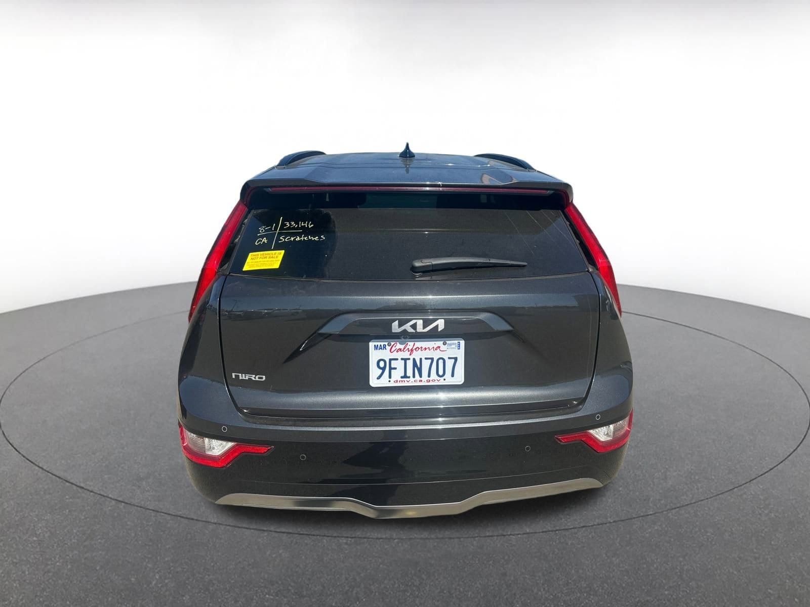 Thumbnail: 2023 Kia Niro - 4