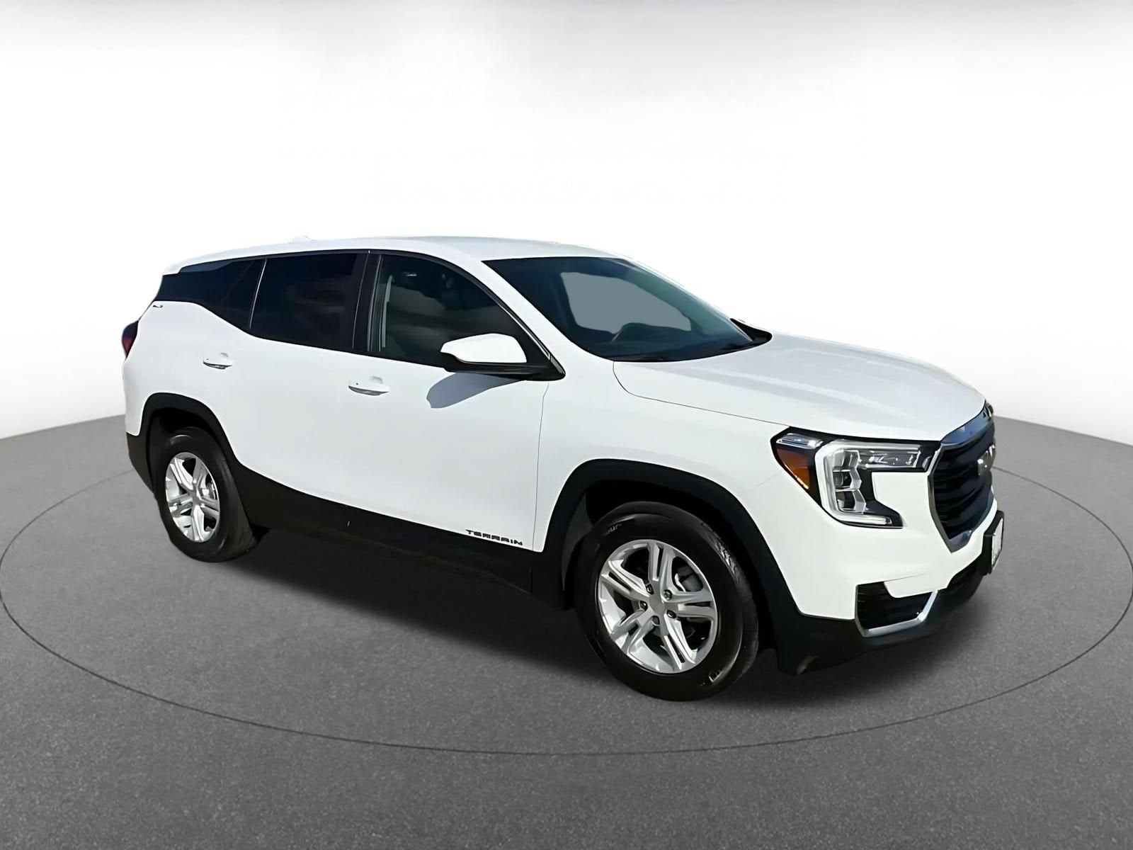 Thumbnail: 2024 GMC Terrain - 2