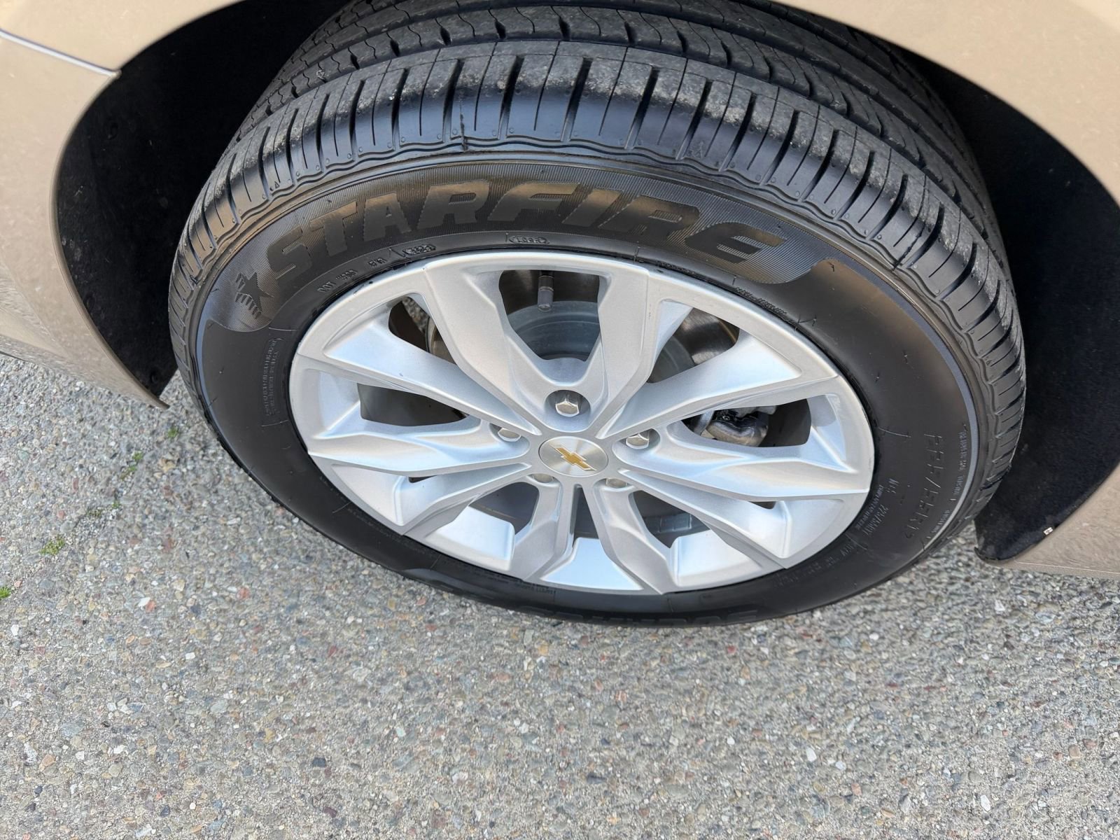 Thumbnail: 2023 Chevrolet Malibu - 31