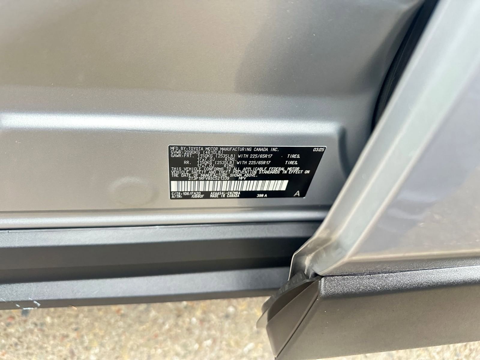 Thumbnail: 2025 Toyota RAV4 - 29