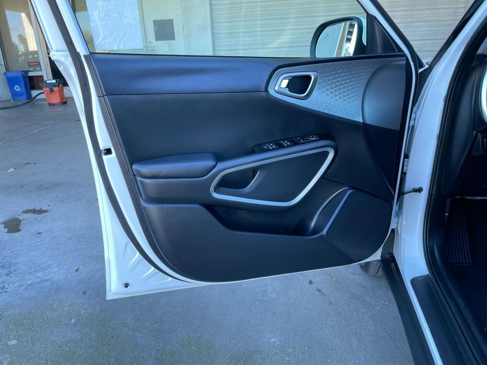 Thumbnail: 2025 Kia Soul - 18