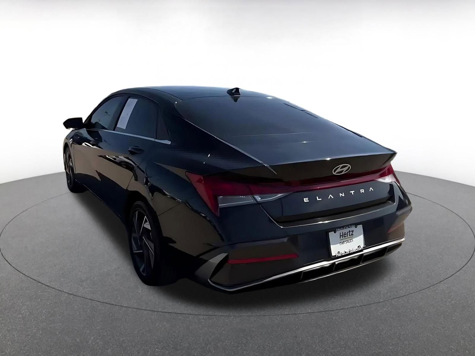 Thumbnail: 2025 Hyundai Elantra - 11