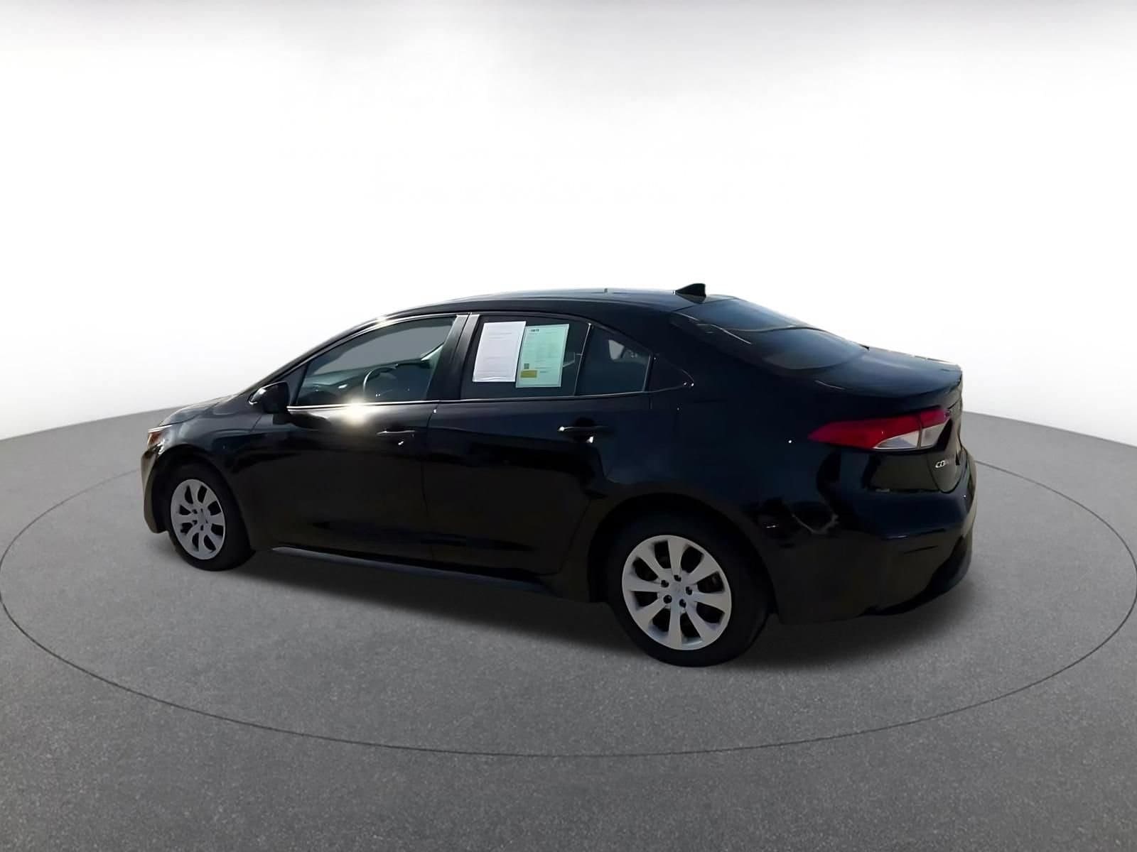 Thumbnail: 2025 Toyota Corolla - 9