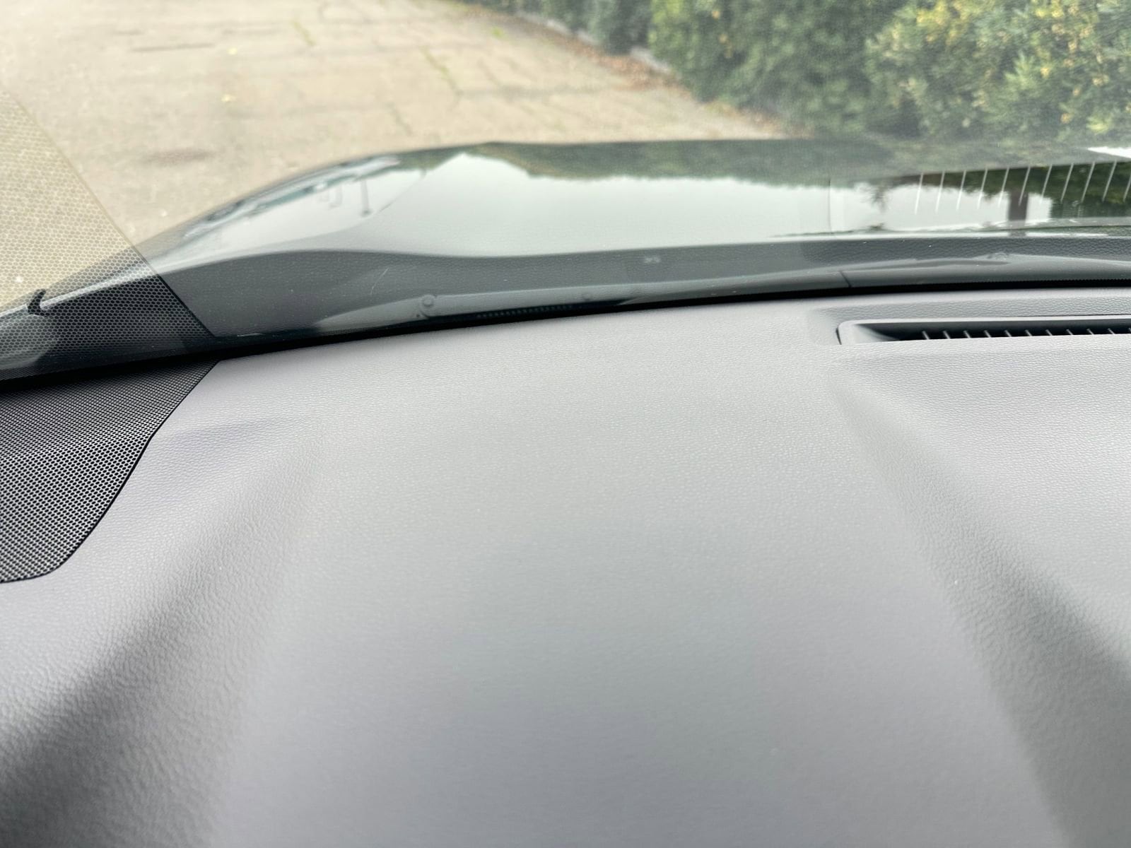 Thumbnail: 2025 Toyota RAV4 - 34