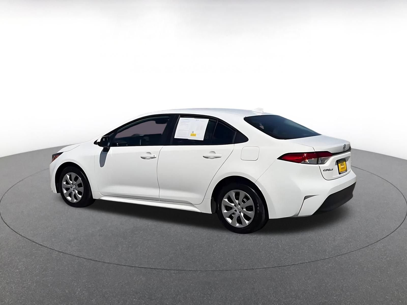Thumbnail: 2025 Toyota Corolla - 10