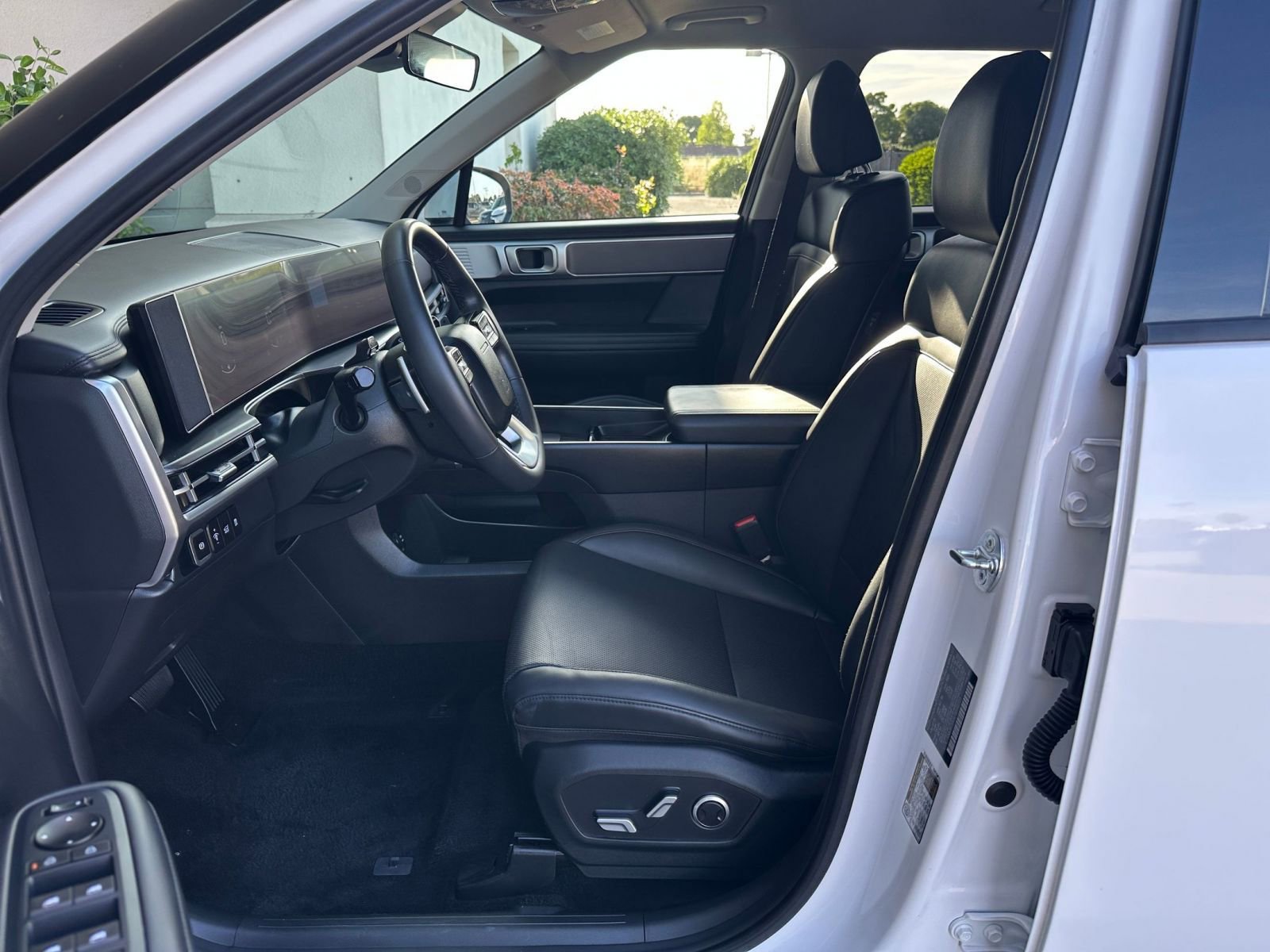 Thumbnail: 2025 Hyundai Santa Fe - 28