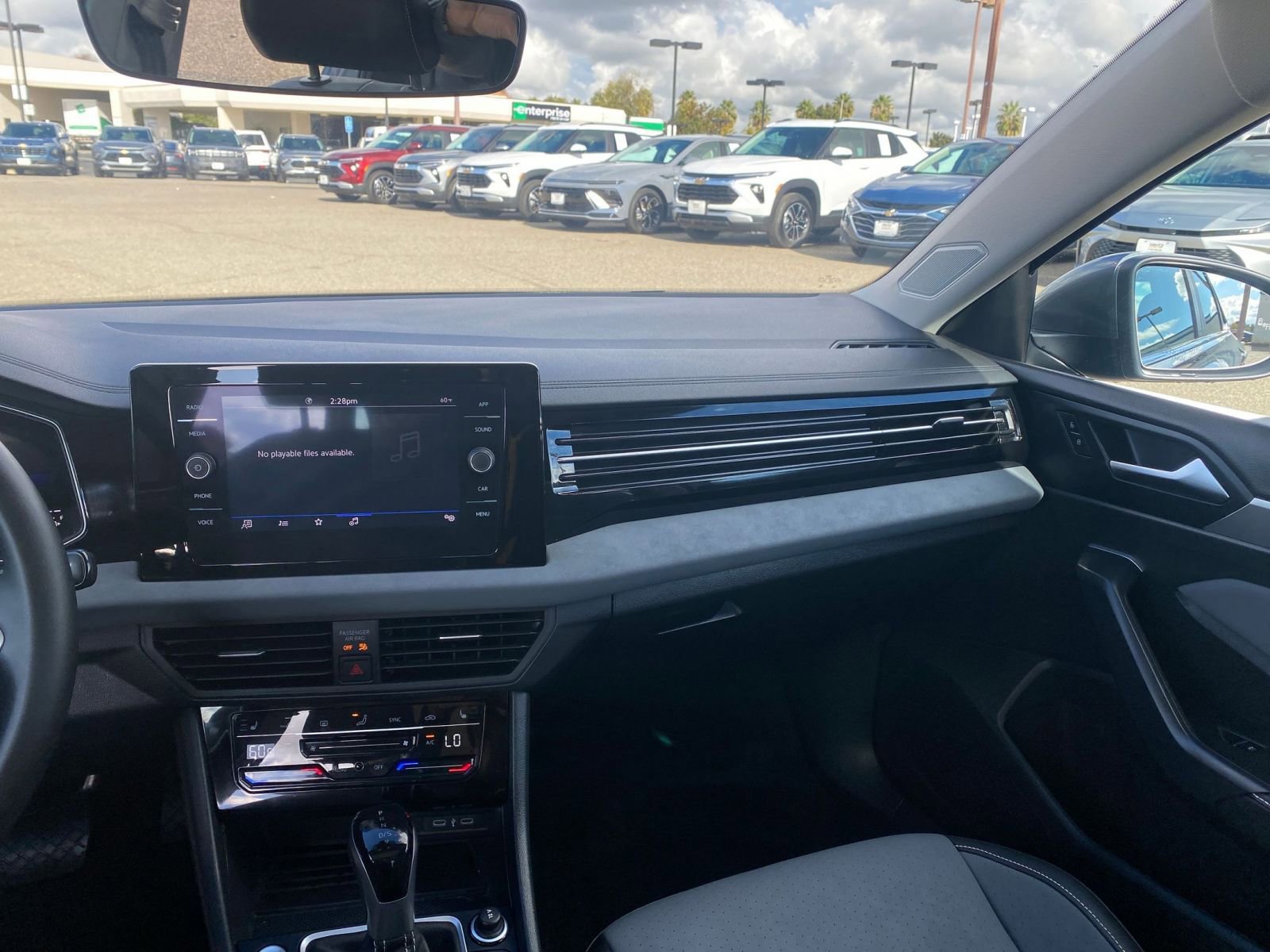 Thumbnail: 2025 Volkswagen Jetta - 35