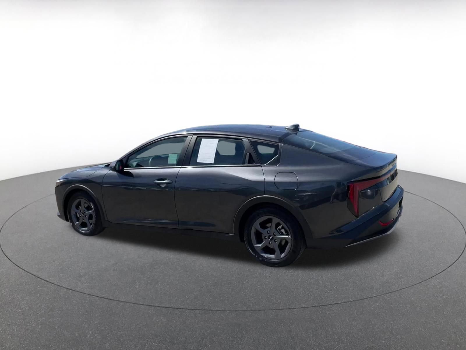 Thumbnail: 2025 Kia K4 - 10