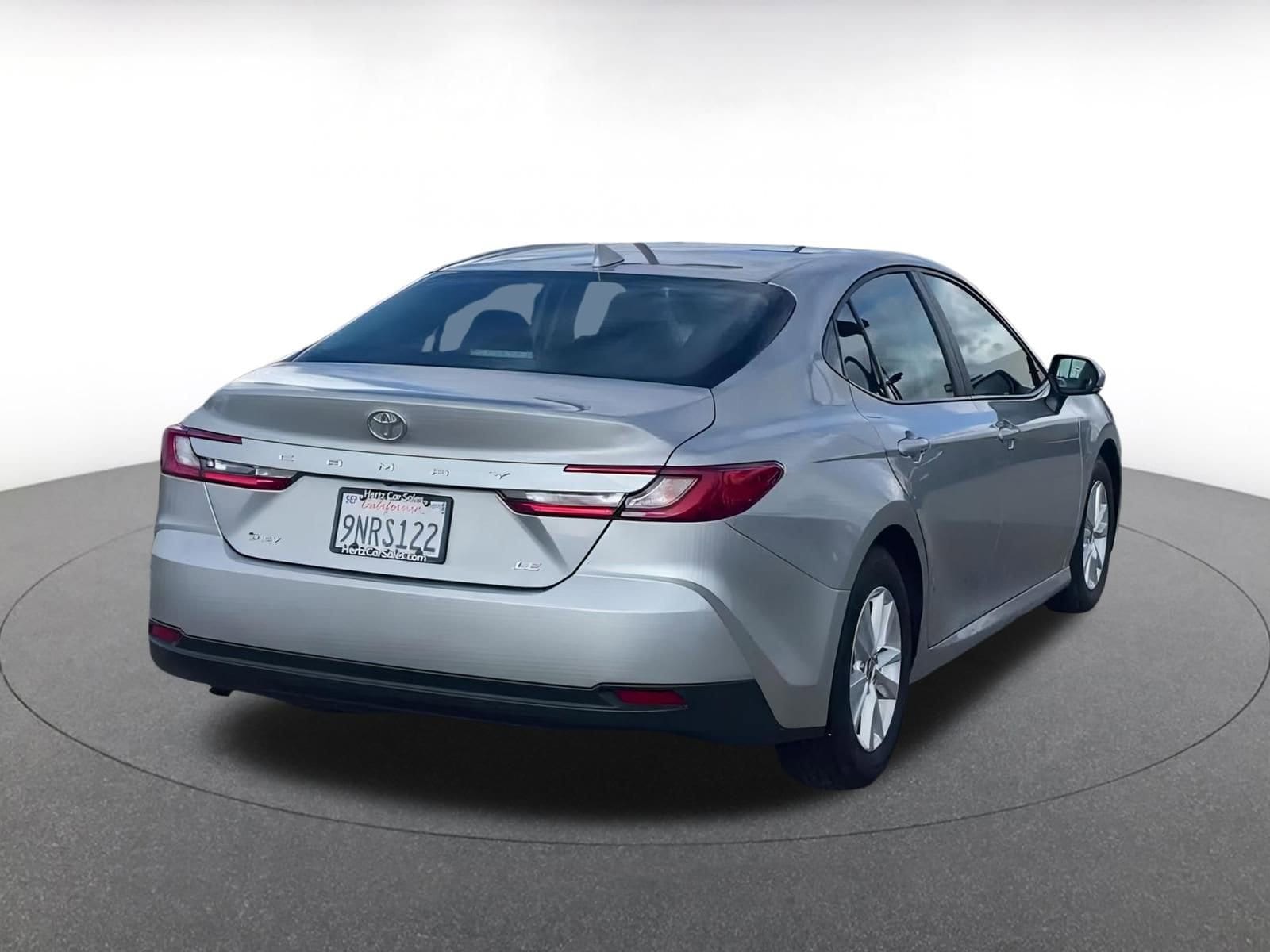 Thumbnail: 2025 Toyota Camry - 14