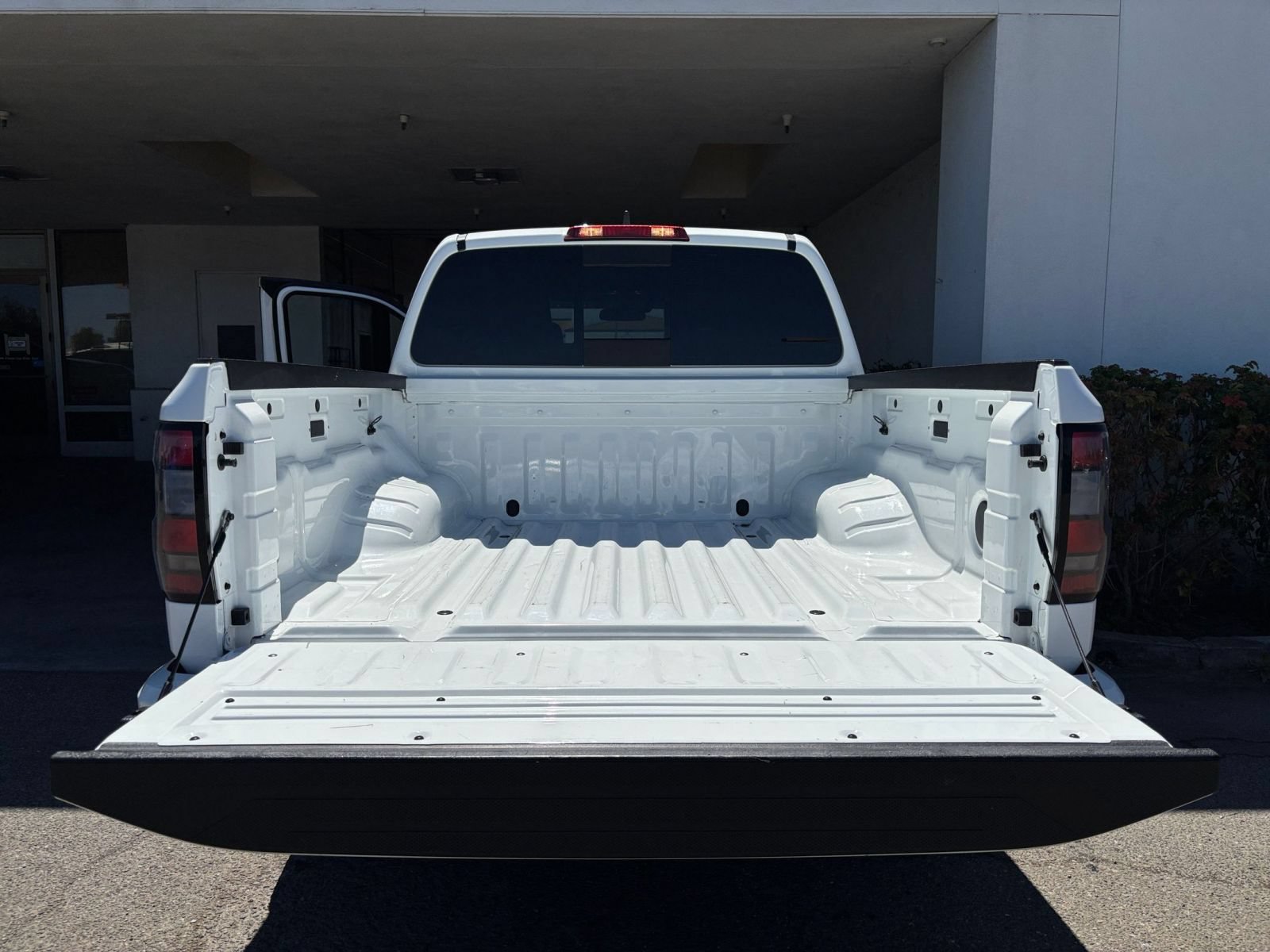 Thumbnail: 2026 Nissan Frontier - 32