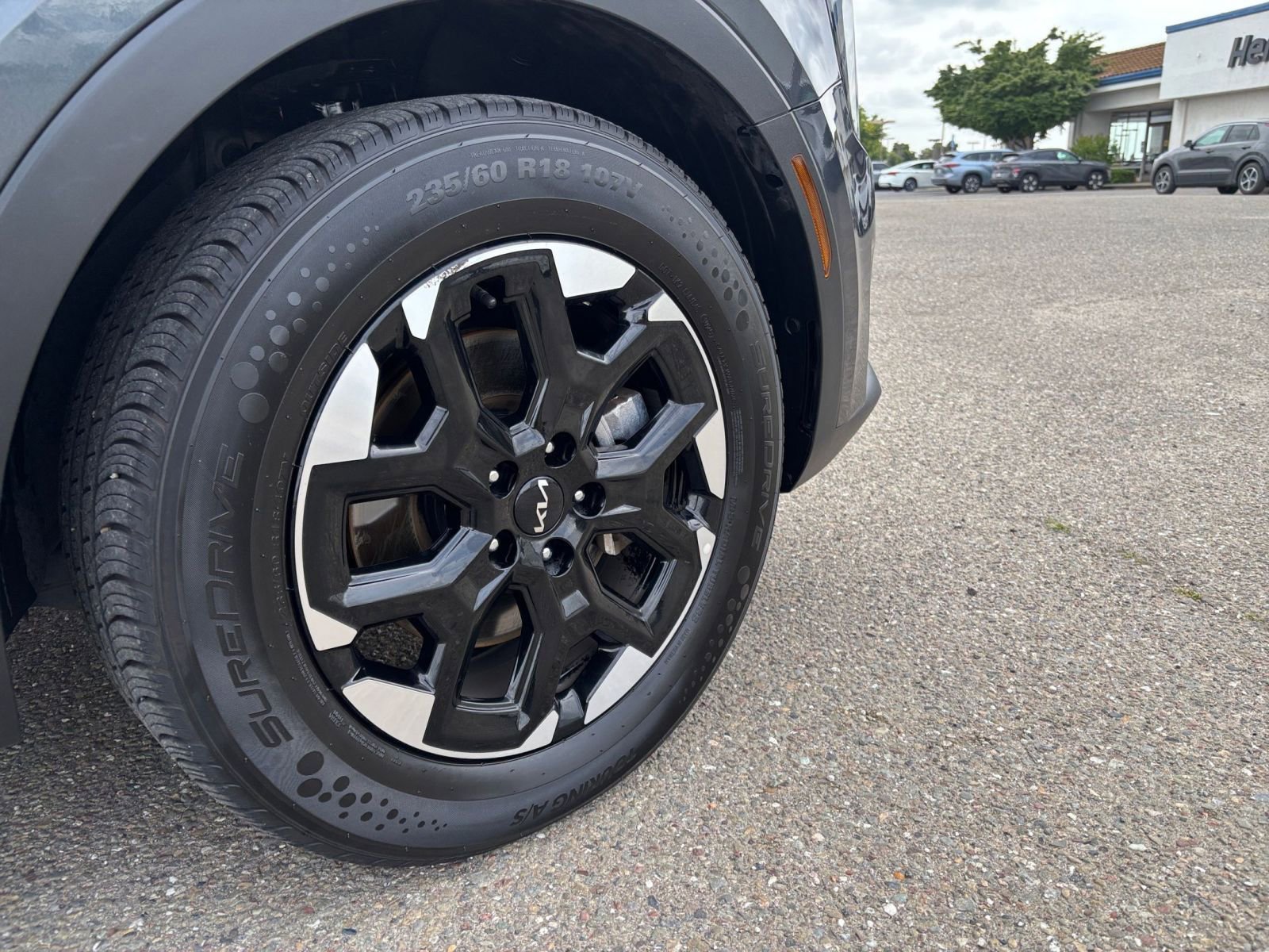 Thumbnail: 2024 Kia Sorento - 32