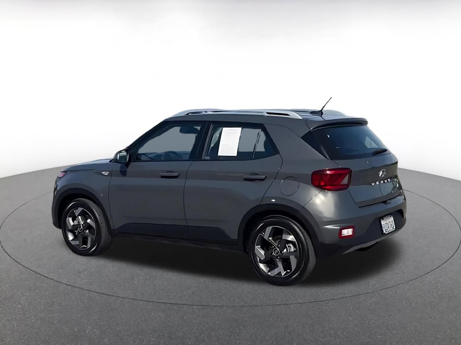 Thumbnail: 2025 Hyundai Venue - 10