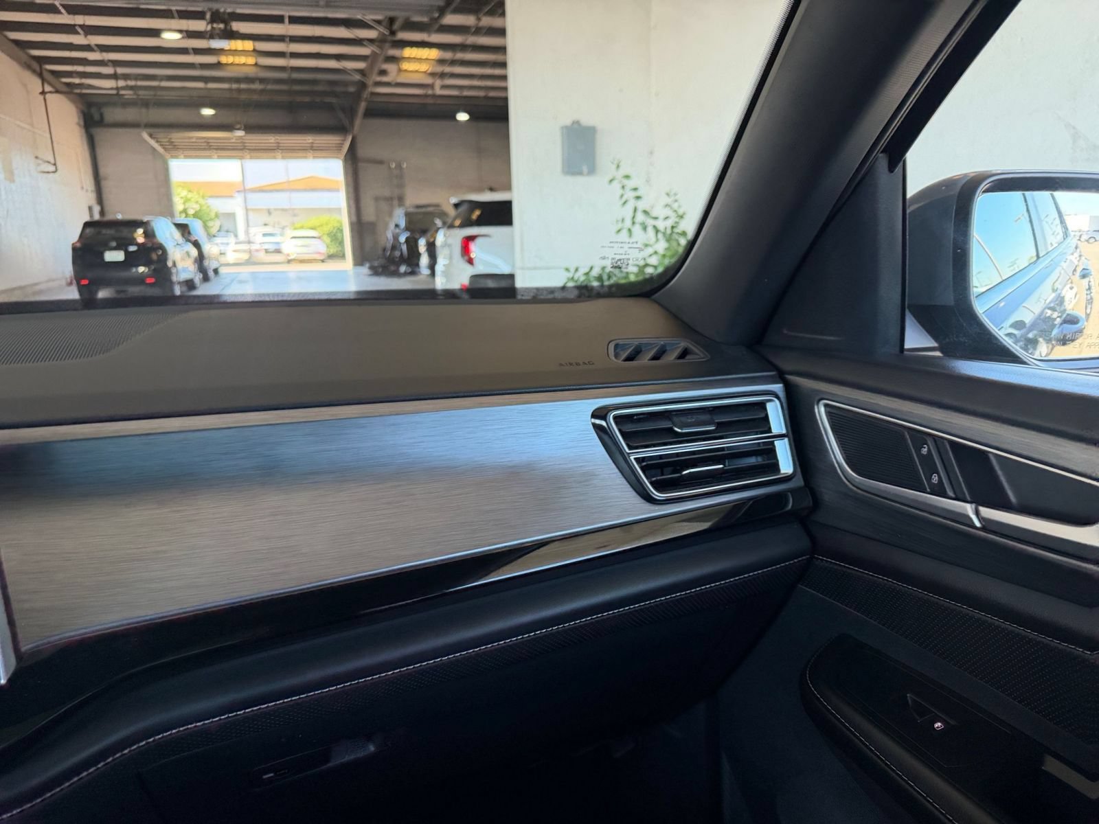 Thumbnail: 2026 Volkswagen Atlas - 34