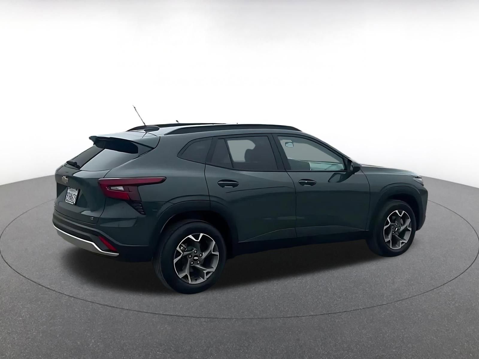 Thumbnail: 2025 Chevrolet Trax - 15