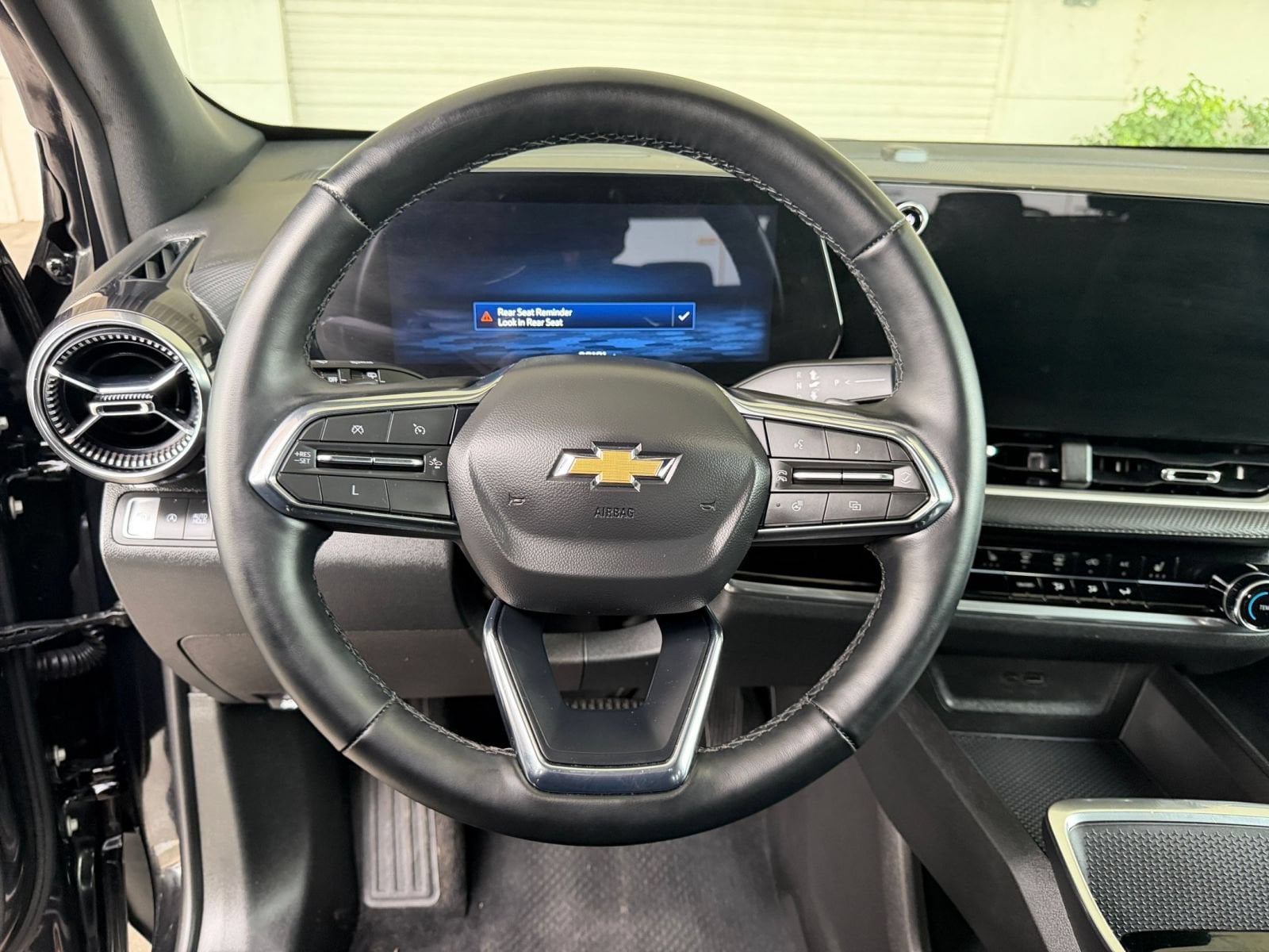Thumbnail: 2025 Chevrolet Equinox - 28
