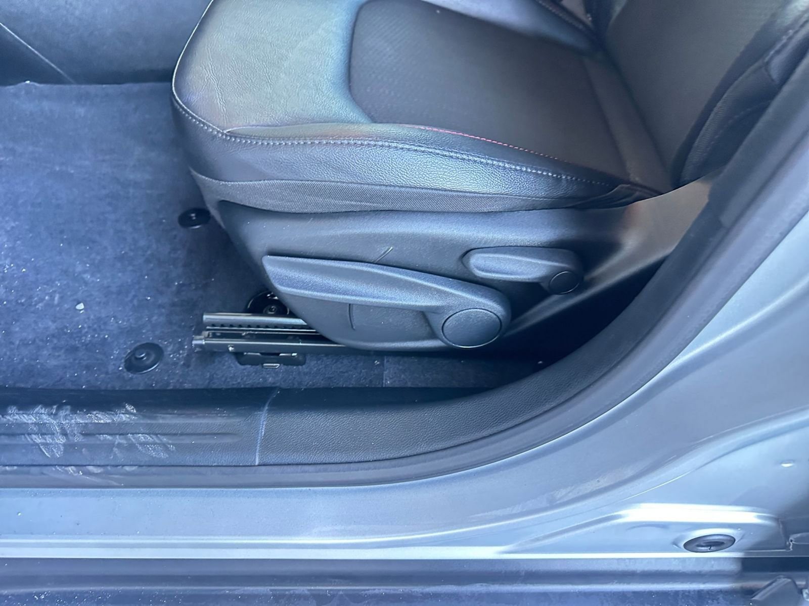 Thumbnail: 2025 Jeep Compass - 23