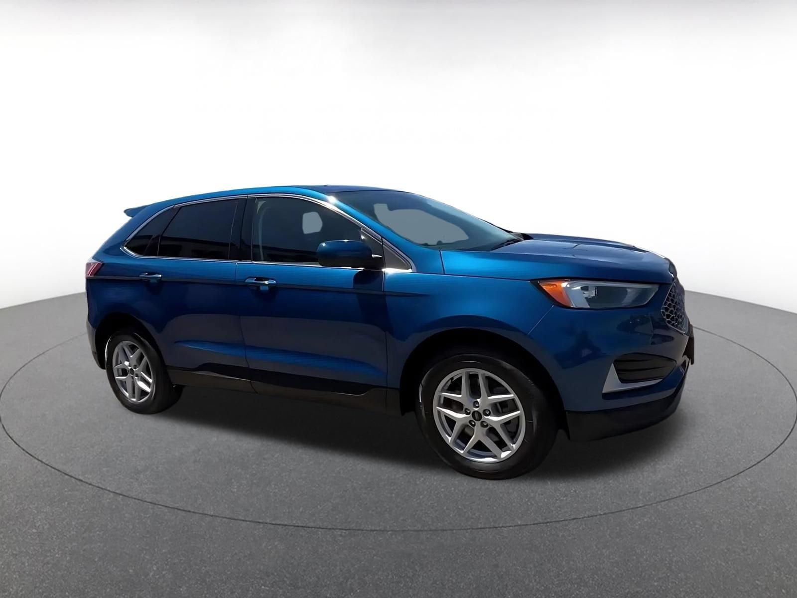 Thumbnail: 2024 Ford Edge - 2
