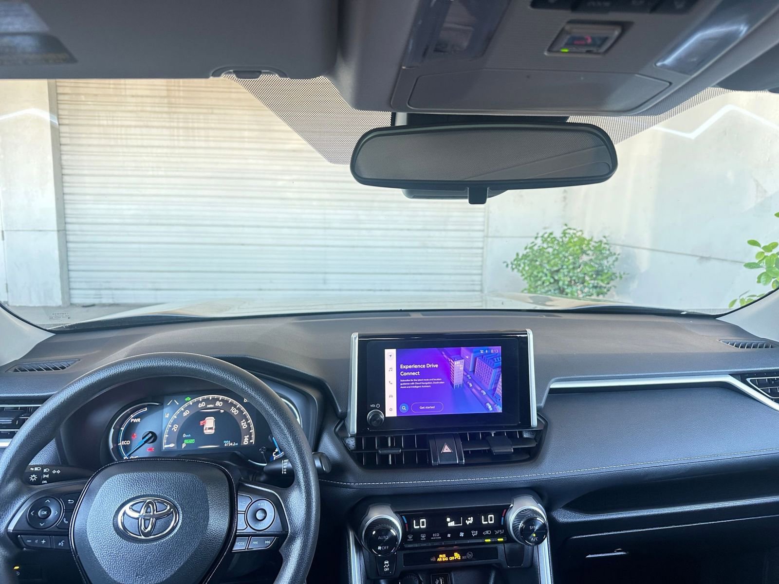 Thumbnail: 2025 Toyota RAV4 - 33