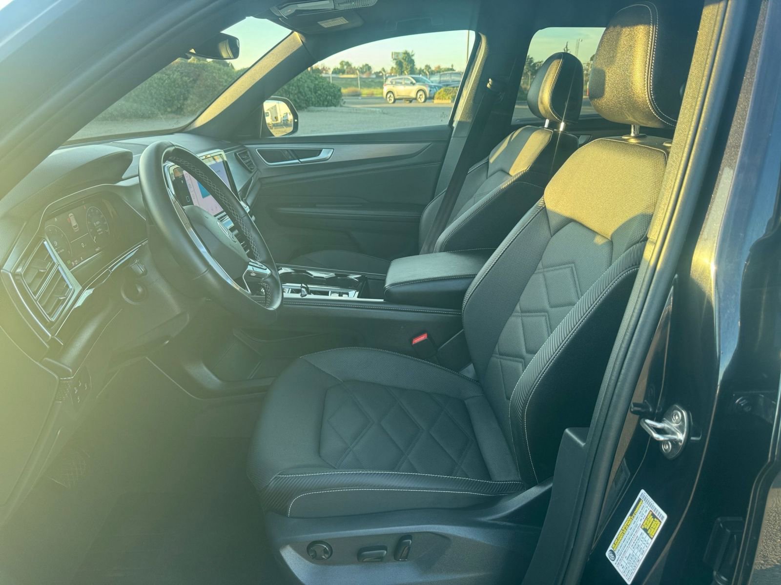 Thumbnail: 2025 Volkswagen Atlas - 27