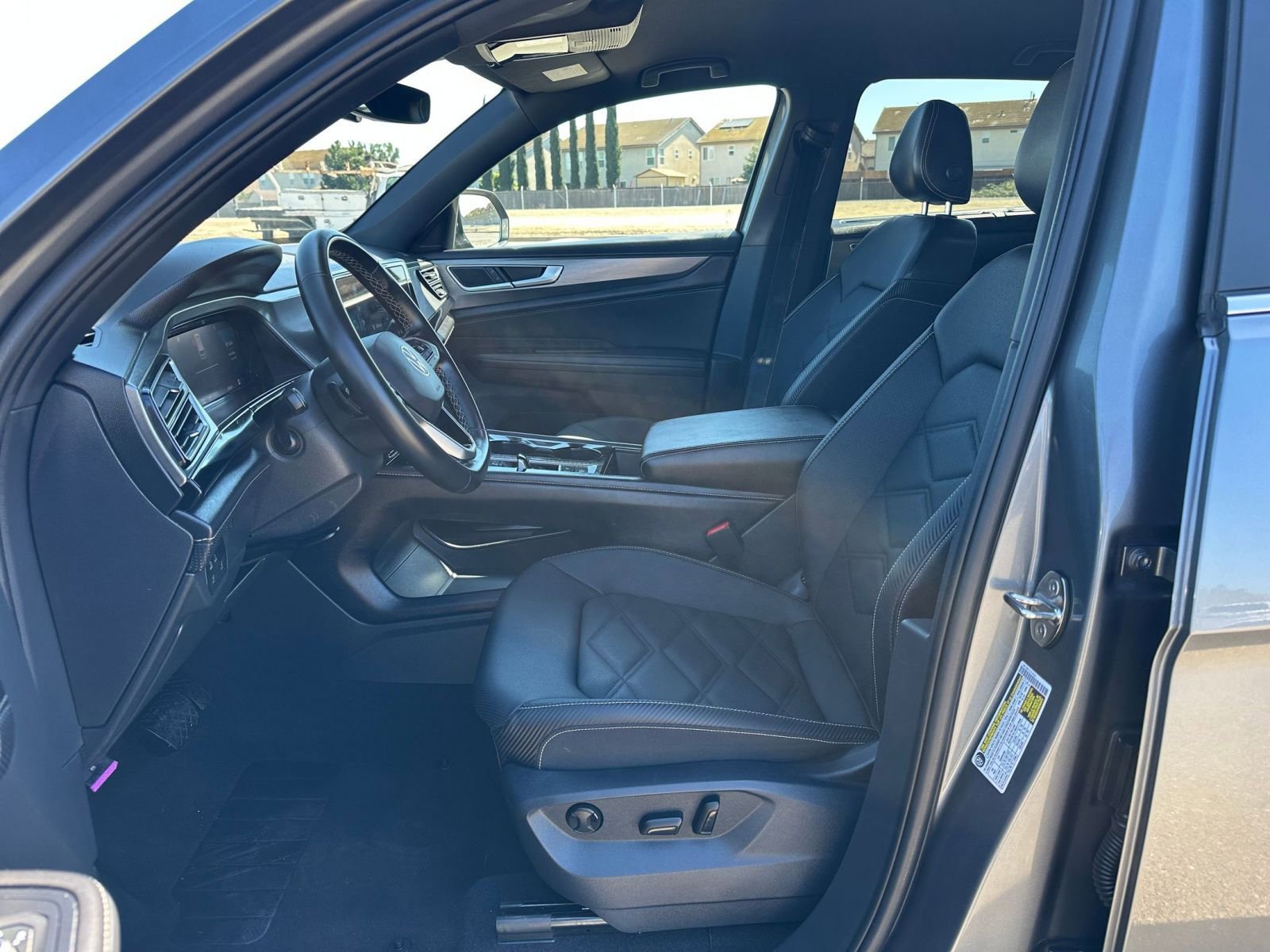 Thumbnail: 2025 Volkswagen Atlas - 29