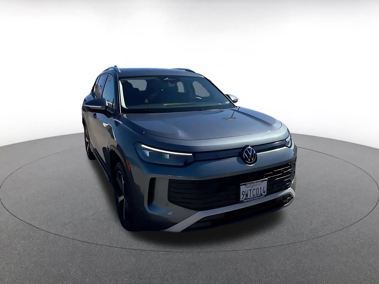 Thumbnail: 2026 Volkswagen Tiguan - 3