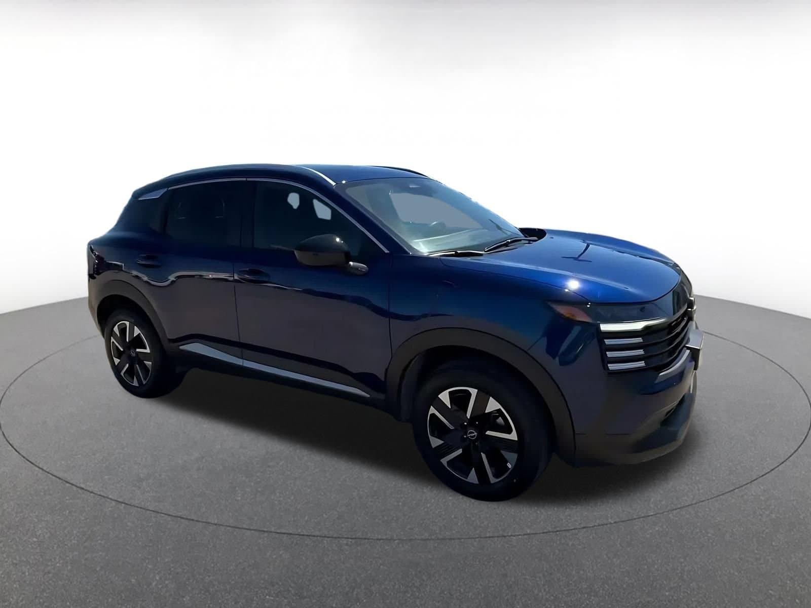 Thumbnail: 2026 Nissan Kicks - 2