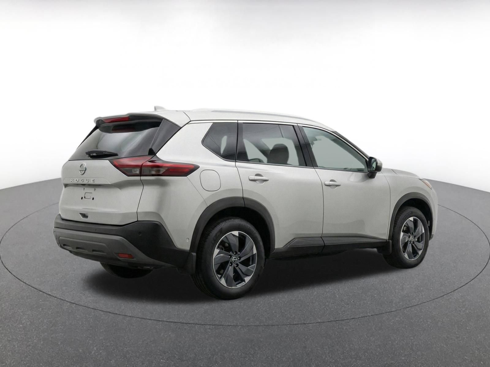 Thumbnail: 2025 Nissan Rogue - 9