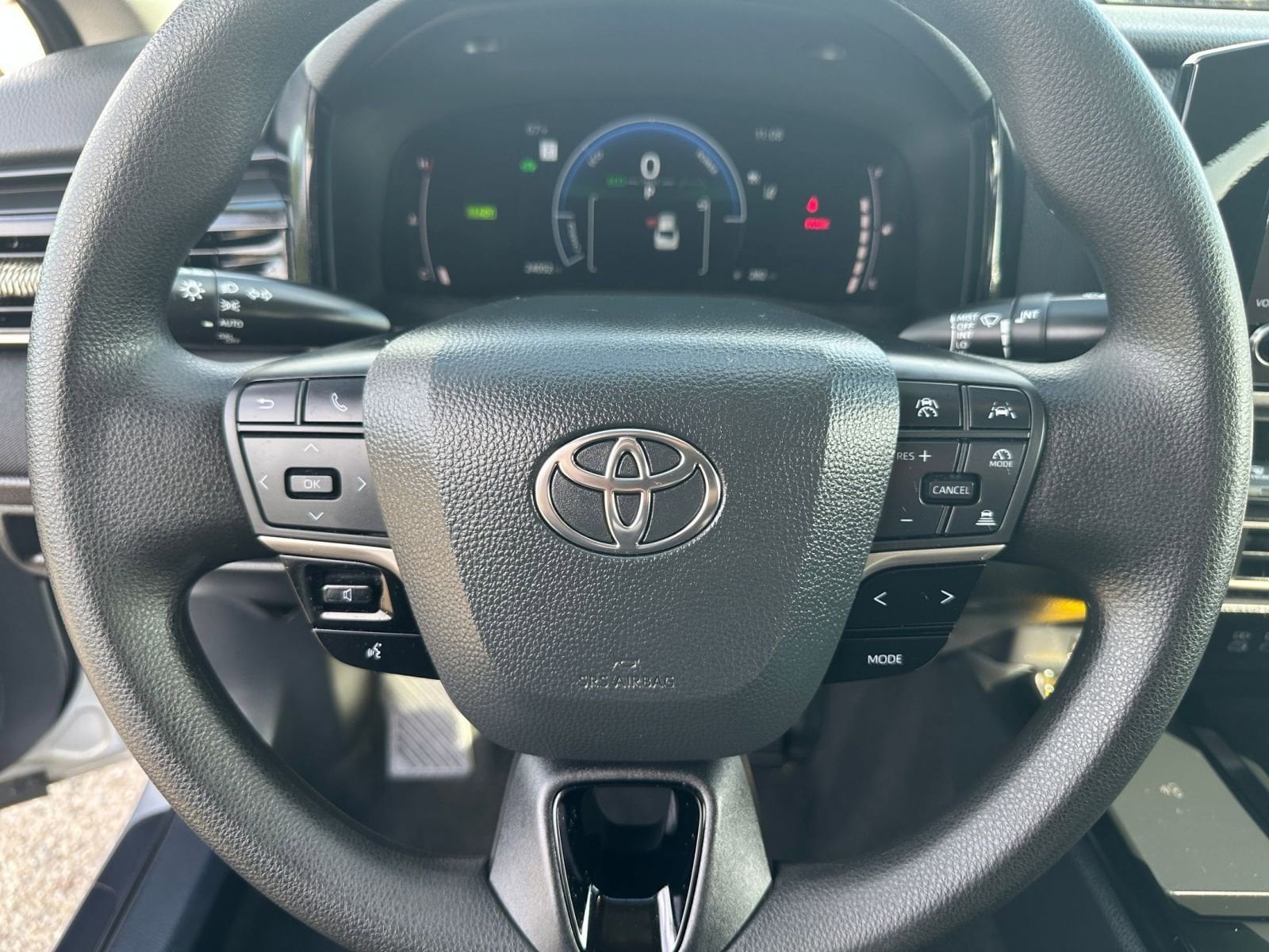 Thumbnail: 2025 Toyota Camry - 28