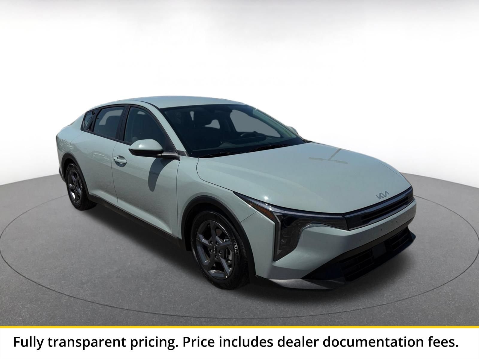 Thumbnail: 2026 Kia K4 - 1