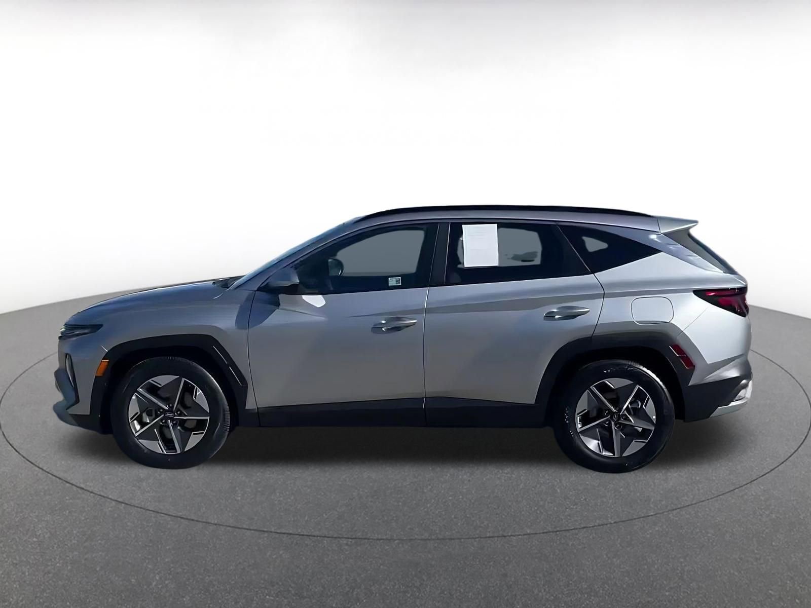 Thumbnail: 2025 Hyundai Tucson - 9